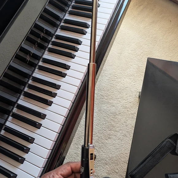 Black and Silver Telescopic Baton - Picture 10 of 16